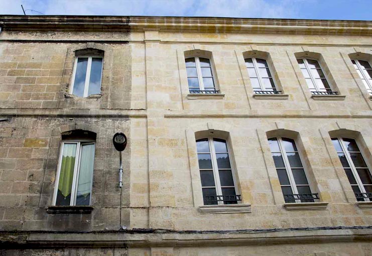 Ravalement, bardage façade : MR Delage intervient sur la Sarthe pour vos travaux de ravalement façade et pose de bardage.